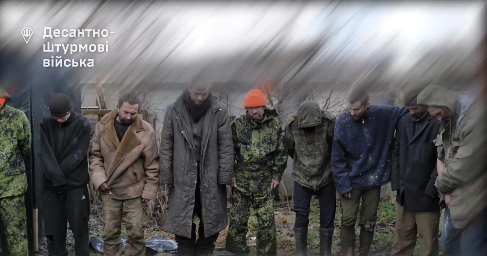 Украинские десантники на Курщине взяли в плен 21 российского солдата: видео