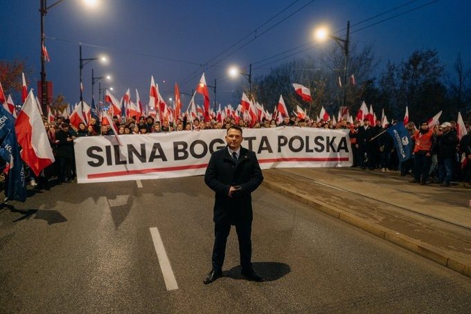 Кандидат в президенты Польши угрожает Садовому, провоцируя Львов