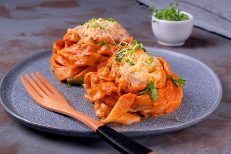 Что приготовить из фарша, кроме котлет: вкусные и простые идеи