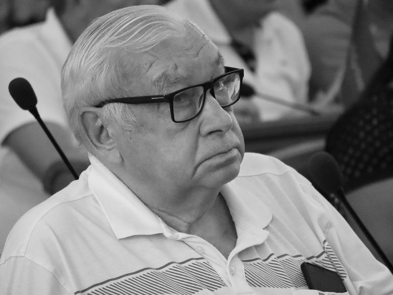 Помер відомий нардеп та ексміністр: що відомо