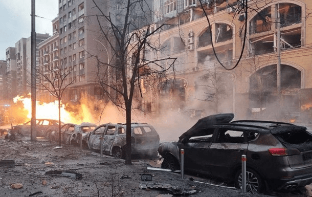 Росіяни завдали удару по Києву: є загиблий, поранено дитину