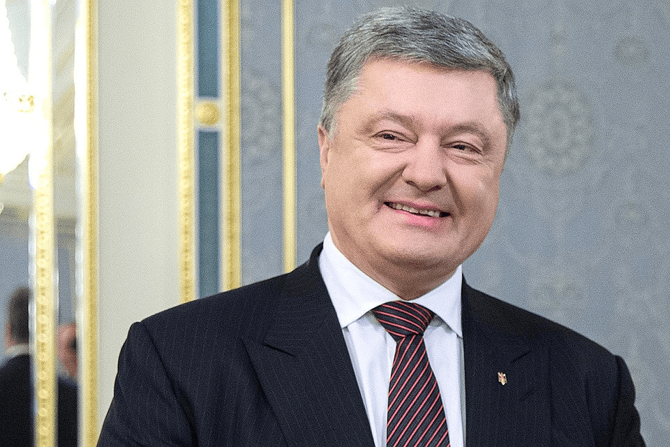 Петро Порошенко прокоментував своє рішення щодо участі у президентських виборах