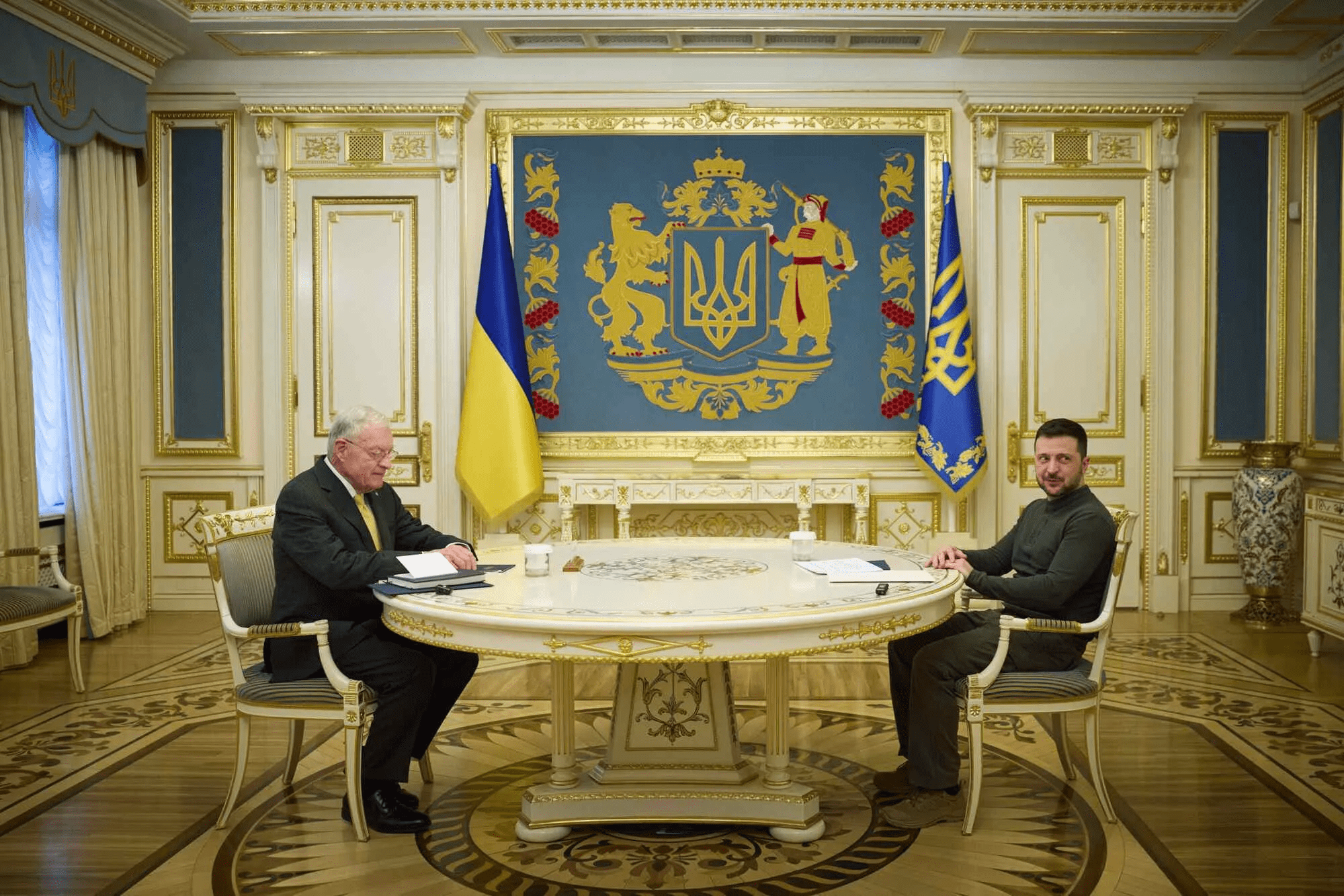 Зеленський обговорив з Келлогом угоду з Трампом: Україна готова до співпраці