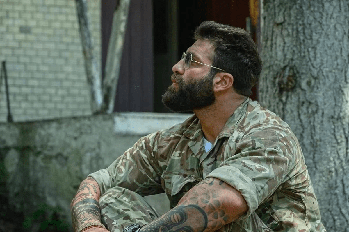 Даніель Салем опублікував емоційне відео з дочкою, яку бачить лише двічі на рік ➤ Главное.net