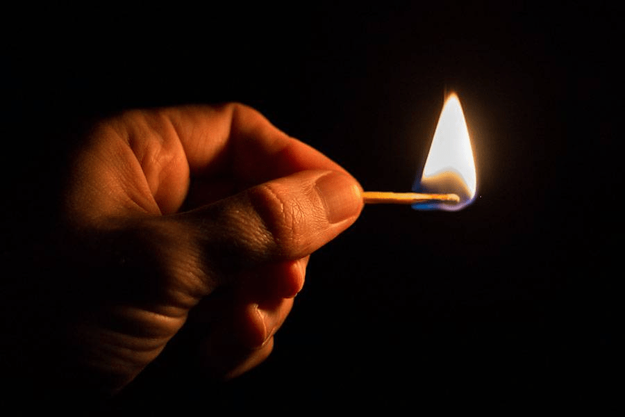 Сірники в каструлі з яйцями: несподіване рішення для ідеального результату