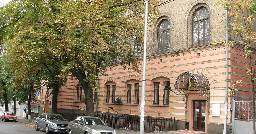 Скандал в университете Карпенко-Карого: полиция проводит проверку