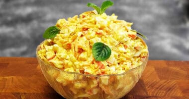Бюджетний салат “Копійочка” на кожен день: смачно та доступно