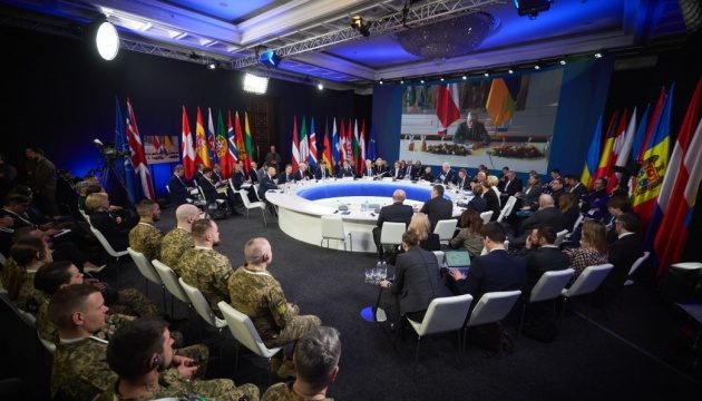 Мільярди євро та підтримка: що світові лідери пообіцяли Україні на роковини вторгнення