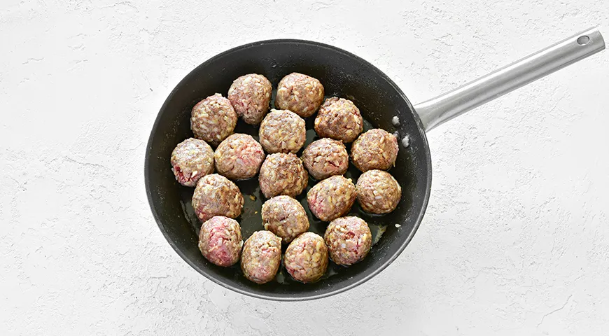 Как приготовить вкусные сочные тефтельки: секреты поваров