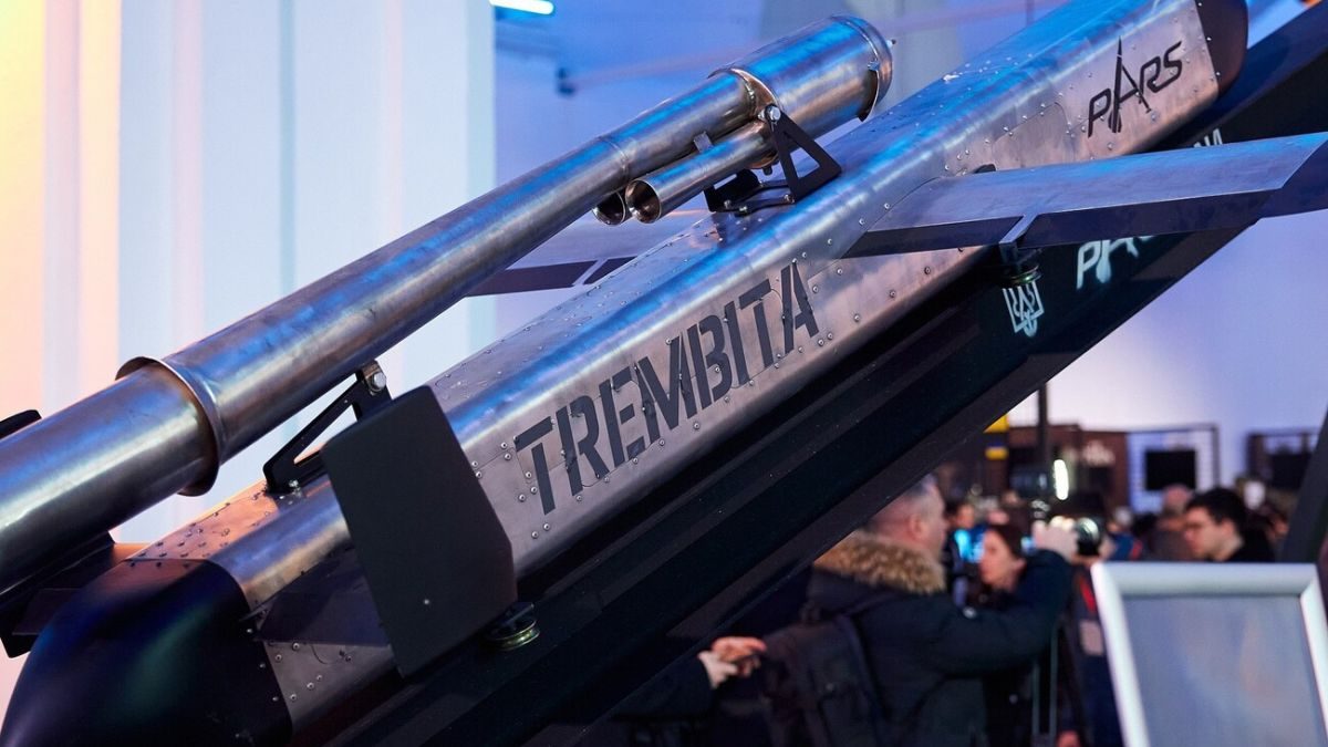Новая ракета-дрон, которая изменит ход войны с Россией: что известно о «Трембите»
