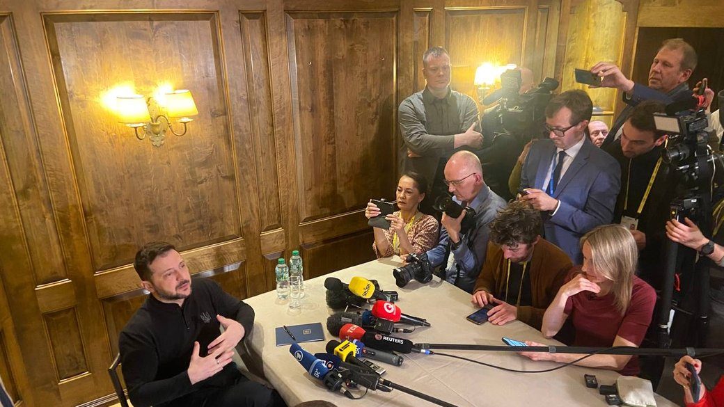 Зухвала пропозиція: від Зеленського вимагали негайно підписати угоду про метали