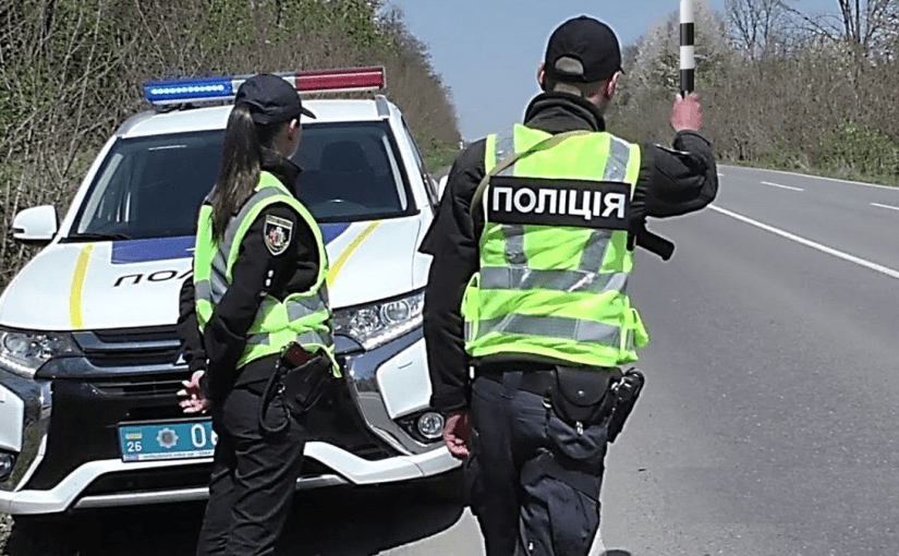 Водіям радять під час зупинки поліцією не віддавати документи ➤ Prozoro.net.ua