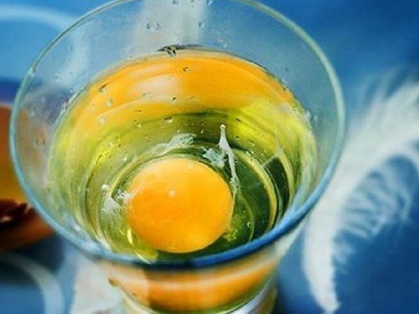 Як правильно почистити себе яйцем: до бабки йти не доведеться