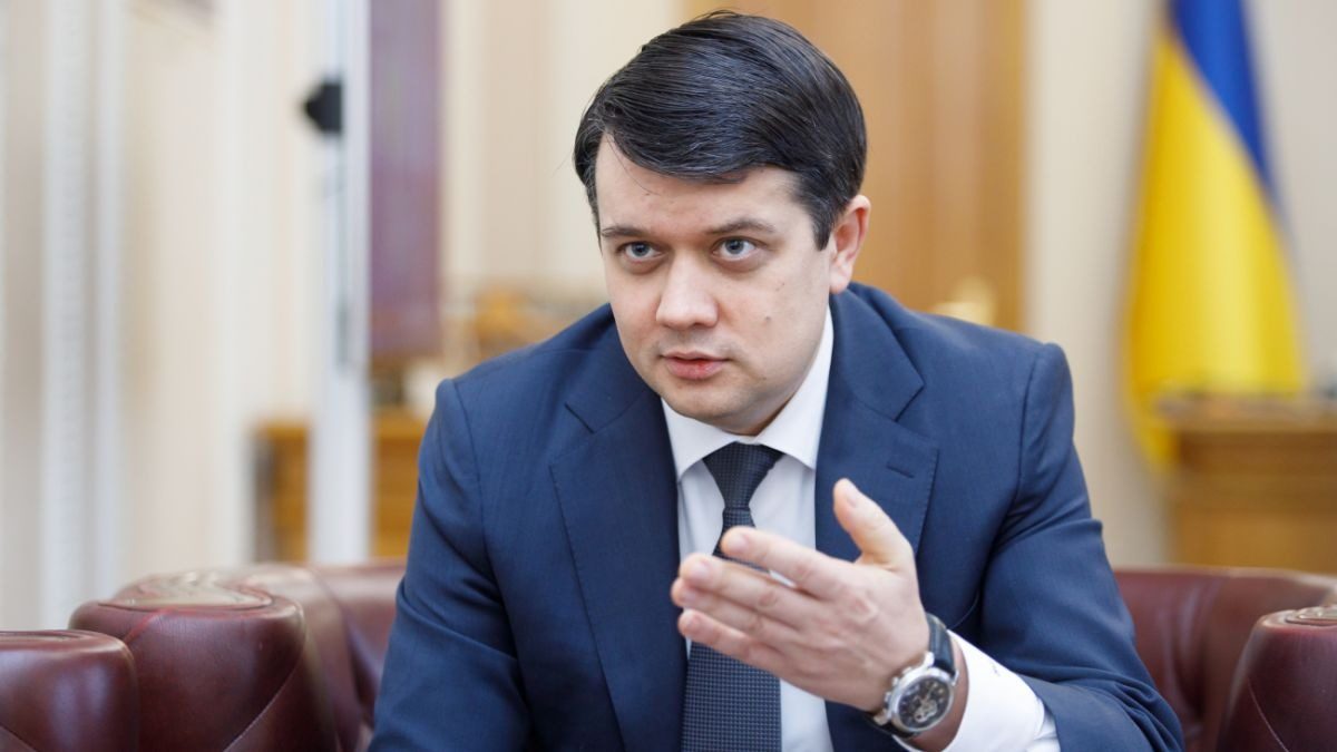 Володіла ломбардами: що відомо про дружину Разумкова (фото) ➤ Prozoro.net.ua