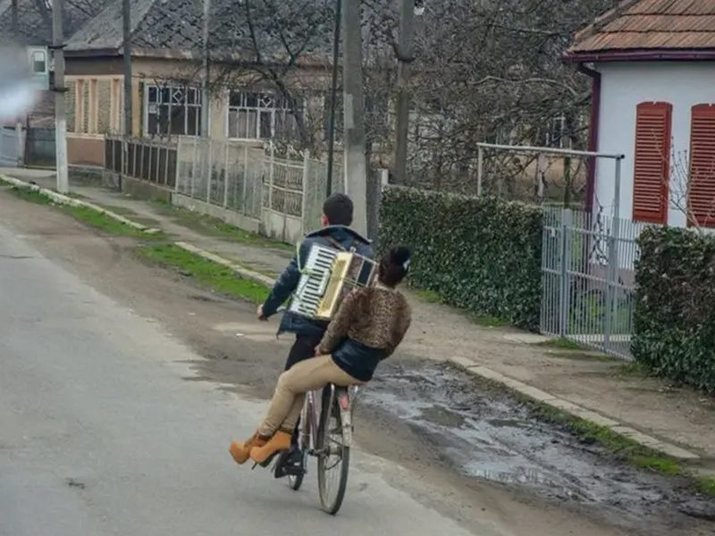Сільська ідилія: 20 фото, що занурять у колорит глибинки 6 Сільська ідилія: 20 фото, що занурять у колорит глибинки