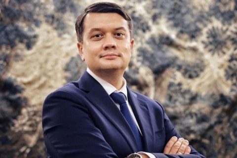 Володіла ломбардами: що відомо про дружину Разумкова (фото)
