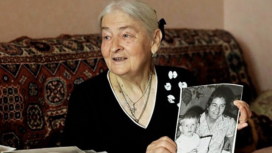 Умерла мать Олеся Бузины: о чем она просила Зеленского