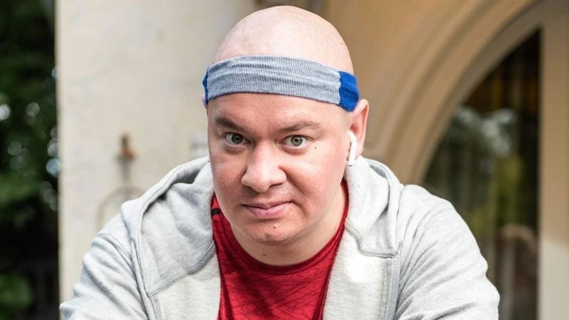 Кошовий з’явився на публіці з дружиною та 17-річною дочкою: фото