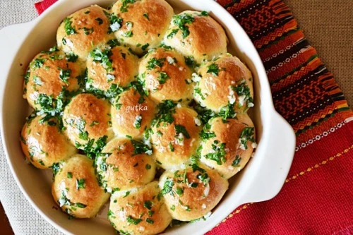 Чесночные булочки: рецепт с сыром