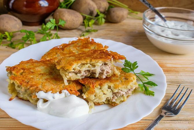 Деруны с мясом: добавьте этот продукт в тесто, чтобы получились хрустящие и румяные ➤ Prozoro.net.ua