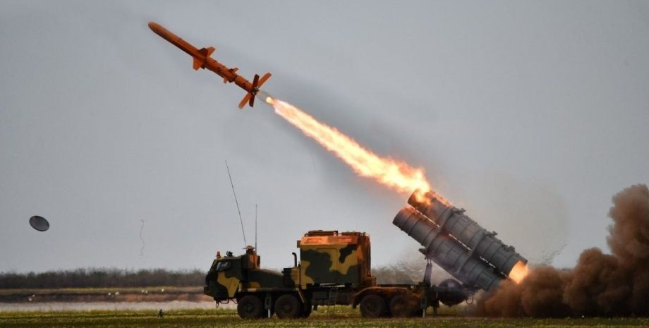 «Длинный Нептун» достанет до Москвы: Зеленский об успешном ударе новой ракеты ➤ Prozoro.net.ua