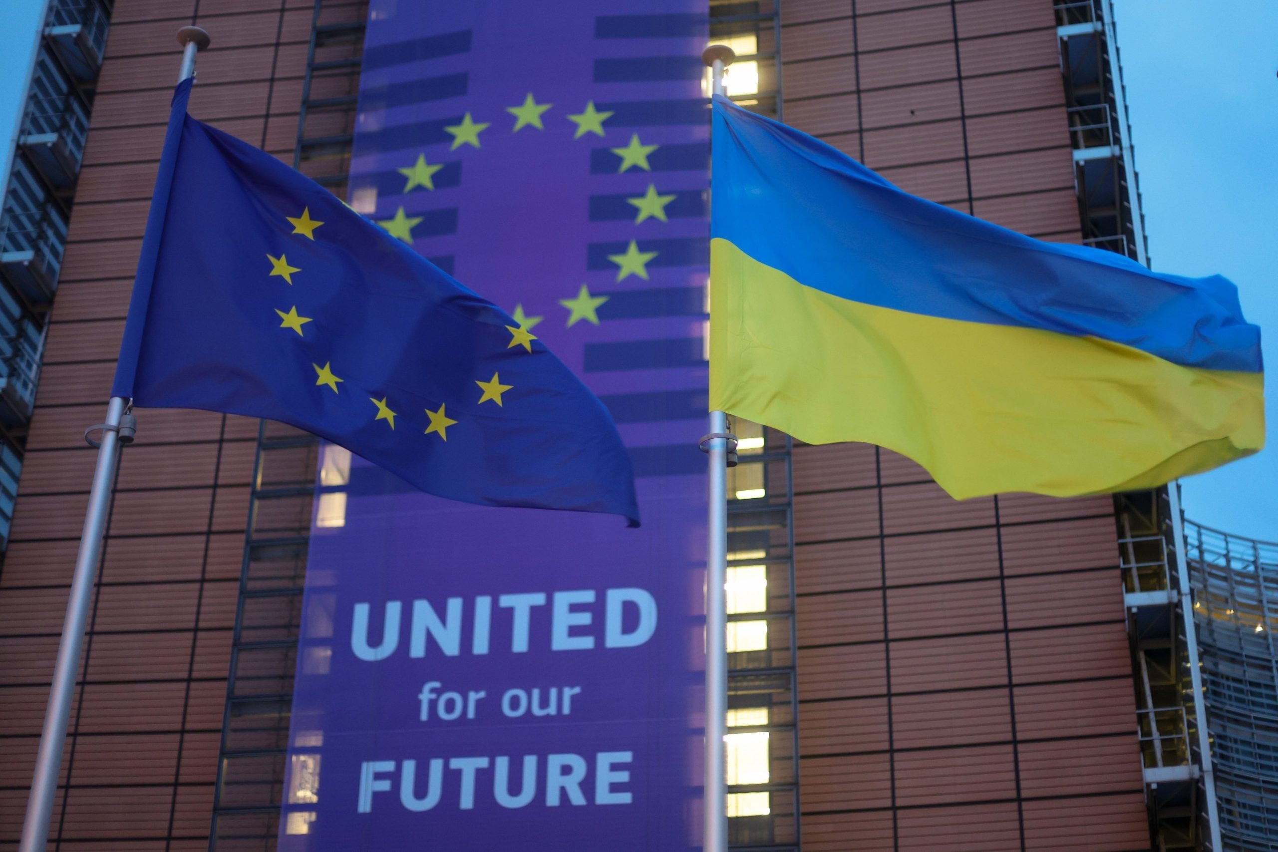 Как США и Европа поделят гарантии безопасности для Украины
