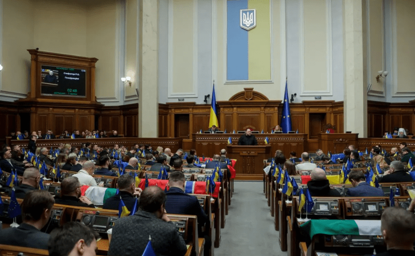 Скільки заробляють українські парламентарі: підвищені зарплати Стефанчука та інших ➤ Prozoro.net.ua