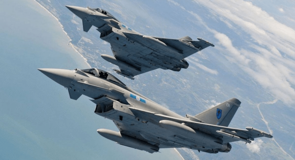Британія підтвердила готовність відправити винищувачі Typhoon в Україну