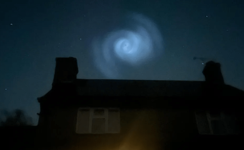 Світлова спіраль у небі України: що стало причиною цього унікального явища? ➤ Prozoro.net.ua