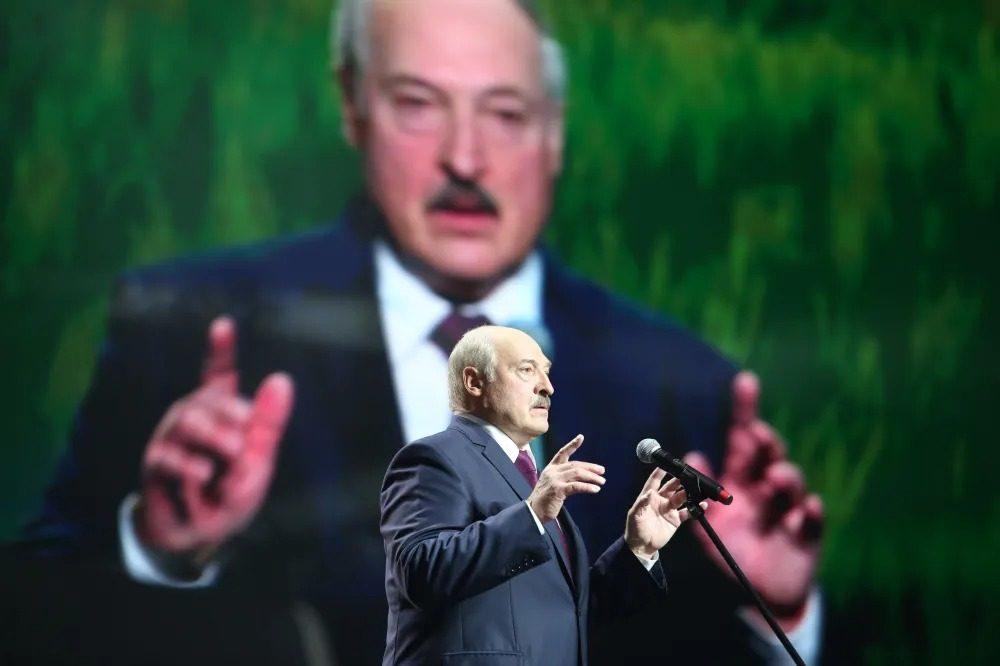 «Ненавижу»: Лукашенко внезапно отказался мирить Украину и РФ