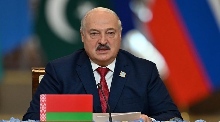 Трамп поспілкувався з Лукашенком перед зустріччю з Путіним