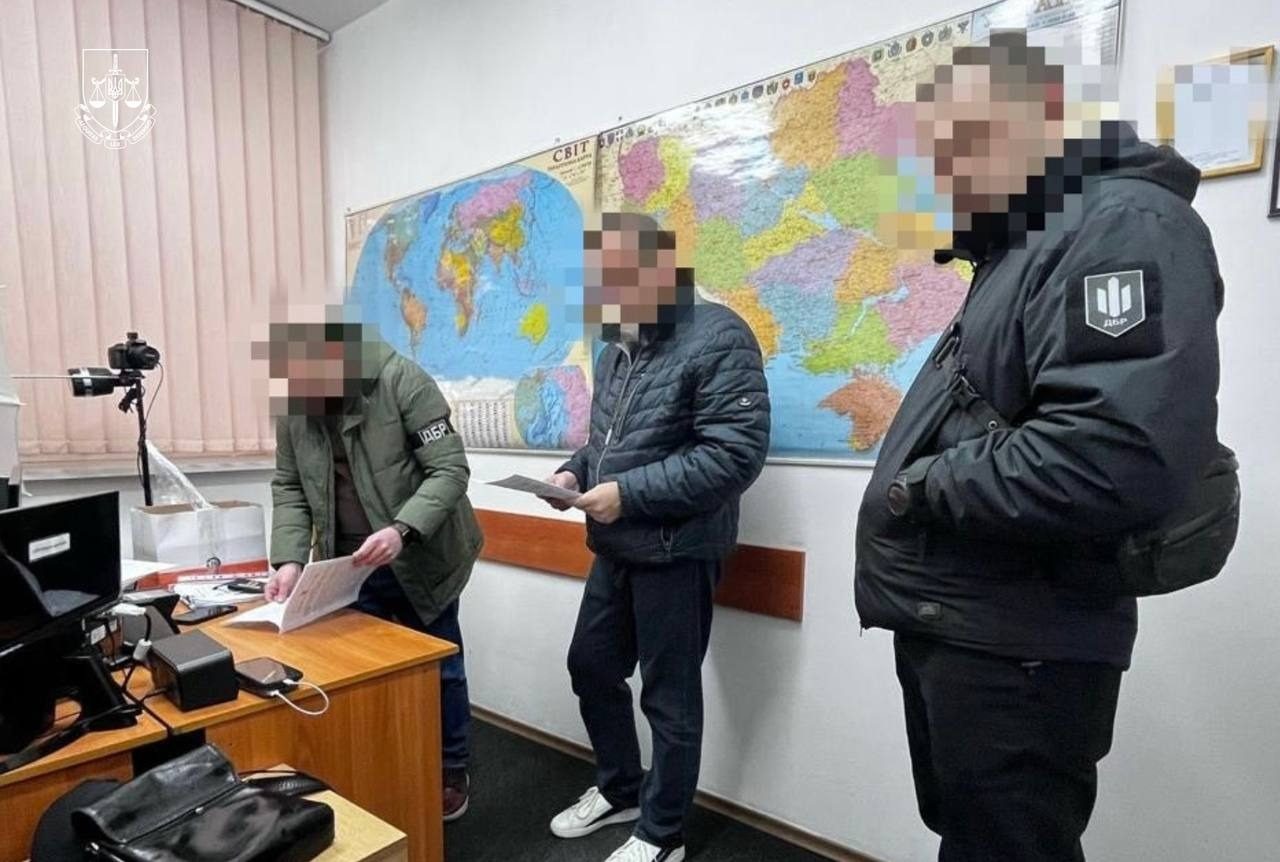 Германия отдала Украине чиновника-махинатора