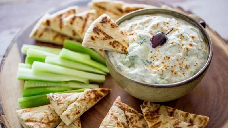 Ресторанный вкус дома: универсальный соус для салатов через несколько минут ➤ Prozoro.net.ua