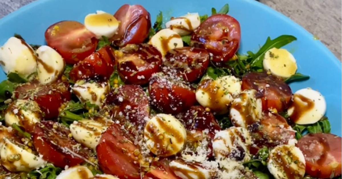 Что добавить в салат вместо крабовых палочек: вкус будет невероятным