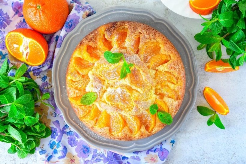 Шарлотка с мандаринами: необычный вкус привычной выпечки ➤ Prozoro.net.ua