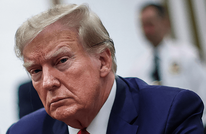 Торговая война Трампа повлекла за собой рекордный обвал рынков: аналитики бьют тревогу