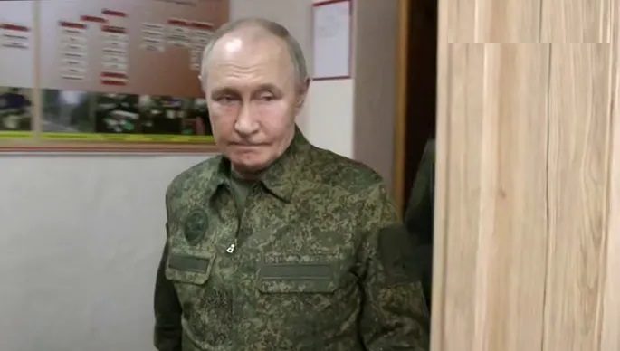 Появление Путина в военной форме: нардеп увидел знак ➤ Prozoro.net.ua