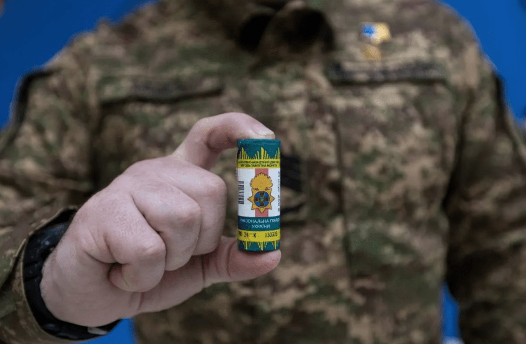 В Україні в обіг введено 10 гривень з новим дизайном: фото ➤ Prozoro.net.ua