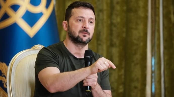 Россиянам стоит это услышать: что сказал Зеленский о параде 9 мая ➤ Prozoro.net.ua