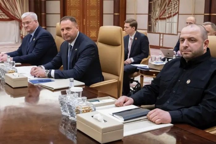 Переговори в Парижі: Сибіга та Умеров розкрили деталі