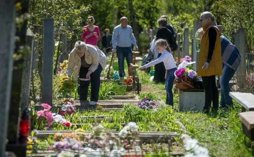 Поминальні дні скасовуються: українцям заборонили йти на кладовища ➤ Prozoro.net.ua