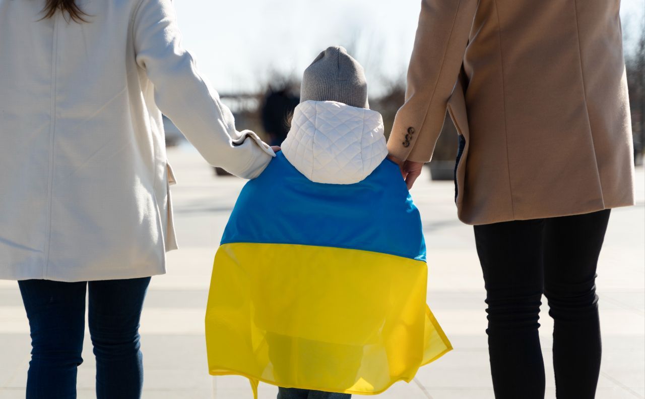 Правила пребывания изменены: что теперь будет с украинцами в Канаде