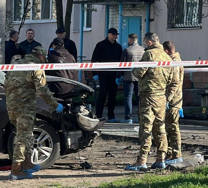 Помер посадовець, авто якого підірвали у Дніпрі