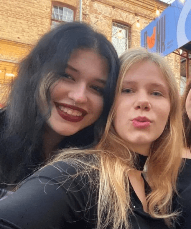 В Сумах погибли две студентки медицинского института: их убила Россия (фото)