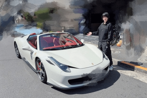 Купив Ferrari після 10 років заощаджень — авто згоріло через годину