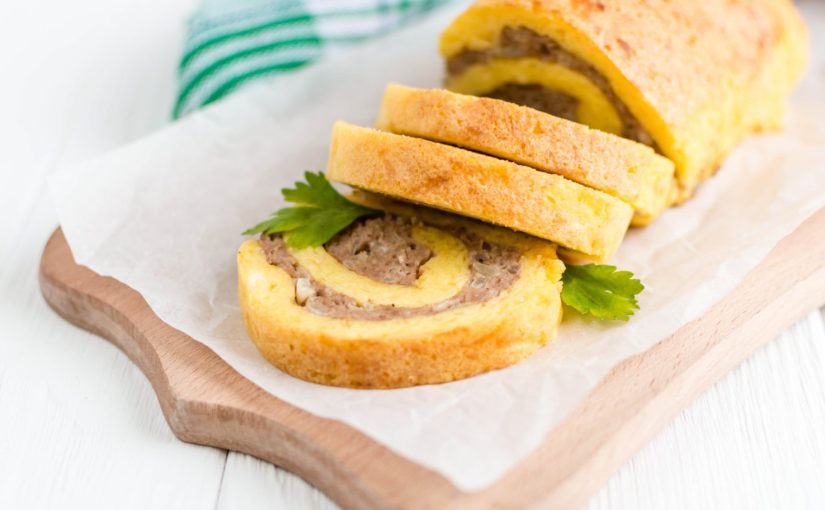 Картофельный рулет с мясной начинкой: сытное блюдо для всей семьи ➤ Prozoro.net.ua