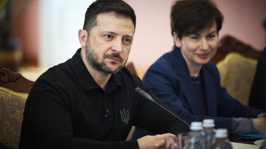 Зеленский сказал, получал ли предложения об отказе от территорий