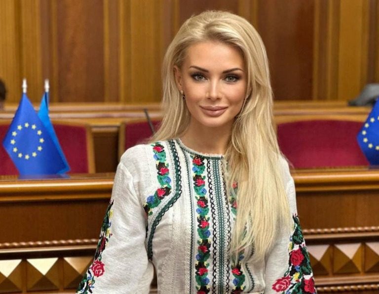 Народила від азербайджанця: що відомо про особисте життя Кормишкіної ➤ Prozoro.net.ua