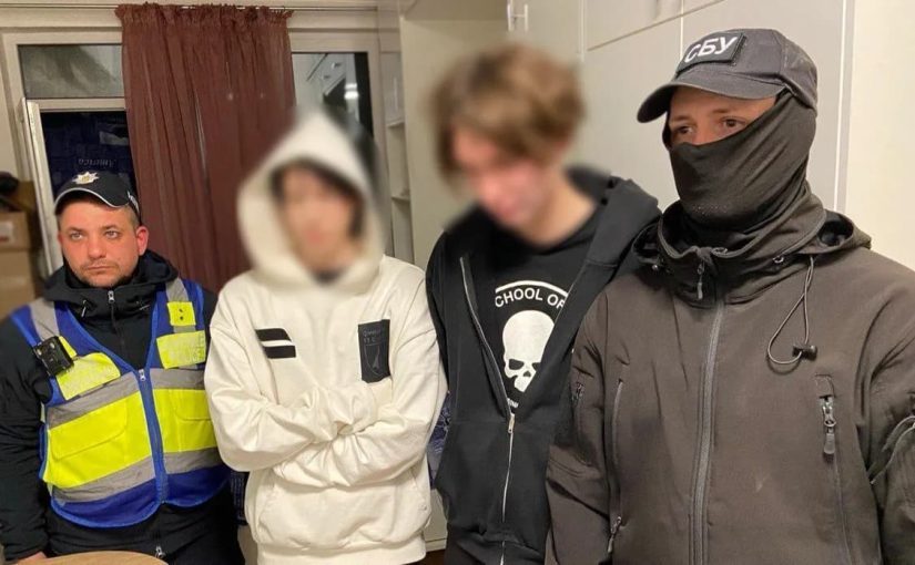 В центре Киева подростки включали российскую музыку: полиция и СБУ вмешались ➤ Prozoro.net.ua