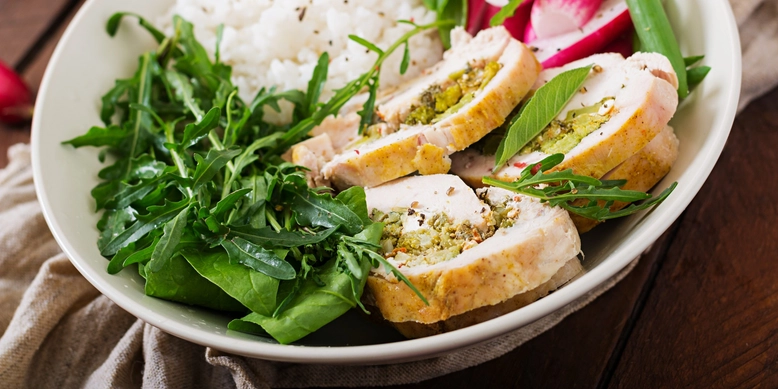 Мясные рулетики с грибной начинкой и творогом: изысканный рецепт ➤ Prozoro.net.ua